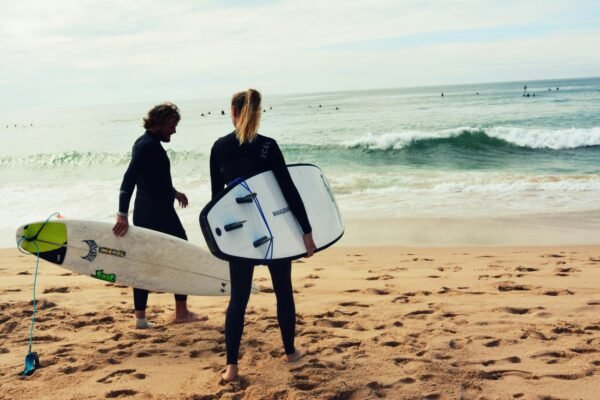 Surfing lesson with expert